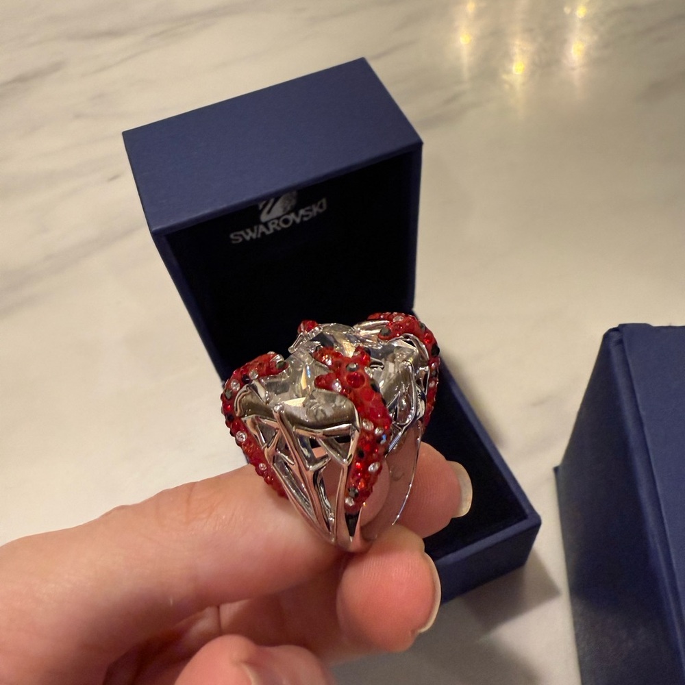 Swarovski Ring - Picture 9 of 10